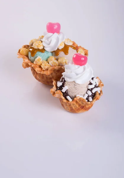Gombóc fagylalt, vagy kevert fagylalt gombóc fagylaltot háttere — Stock Fotó