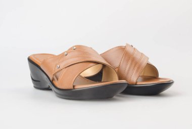 arka plan üzerinde ayakkabı veya erkek moda sandalet.