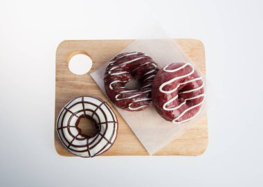 çörek veya bir arka plan üzerinde taze çörek.