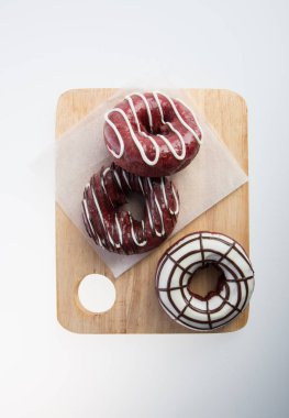 çörek veya bir arka plan üzerinde taze çörek.