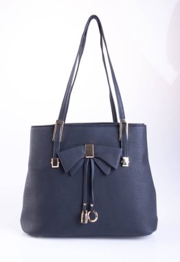 çanta veya bir arka plan üzerinde siyah renkli kadın çanta.