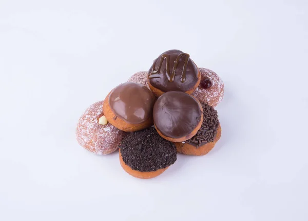 Donut oder Schokolade Donut auf einem Hintergrund. — Stockfoto