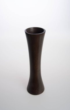 Vazo ya da modern tarzı ev dekorasyonu için iyi tasarlanmış ahşap vazo