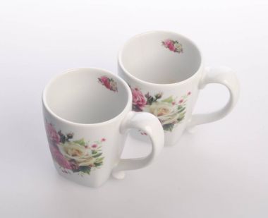 fincan ya da arka planda seramik kupa.