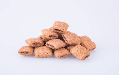 bir arka plan üzerinde krem çikolata çerez ya da bisküvi dolu