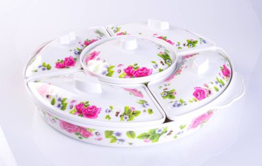 Gıda konteyner veya plastik gıda saklama kapları.