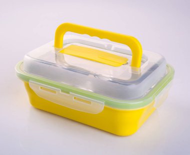 Gıda konteyner Tiffin veya arka plan üzerinde gıda taşıyıcı