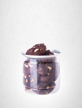 Kurabiye ya da badem çikolatalı çerezleri arka plan üzerinde.