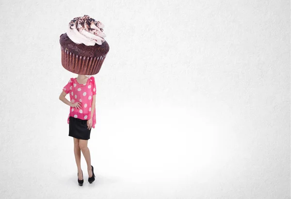 Mujer Chica Con Cabeza Pastel Con Concepto Diseño Fondo — Foto de Stock