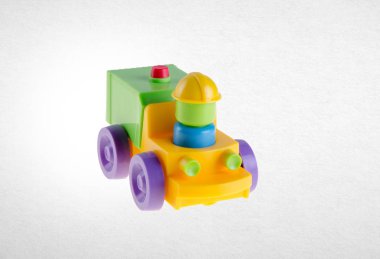 Oyuncak ya da arka planda oyuncak araba