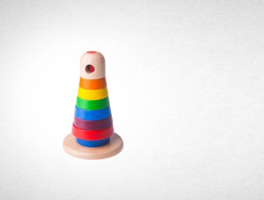 oyuncak ya da bebek piramit oyuncak bir arka plan üzerinde