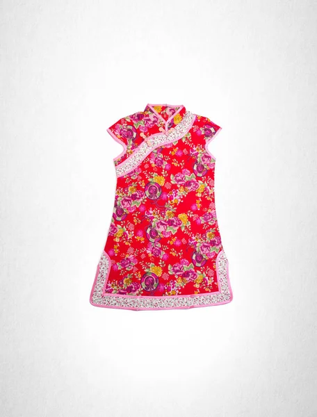 Kız bir arka plan üzerinde elbise ya da geleneksel Çince elbise.