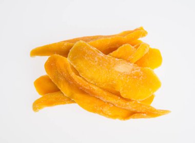 Bir arka plan üzerinde kurutulmuş Mango veya kurutulmuş Mango dilimleri.