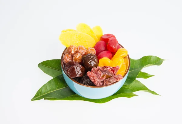 Frutos conservados ou misturar frutos conservados no fundo . — Fotografia de Stock