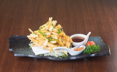 Japon mutfağı. tempura. derin kızarmış karışık sebze üzerinde backg