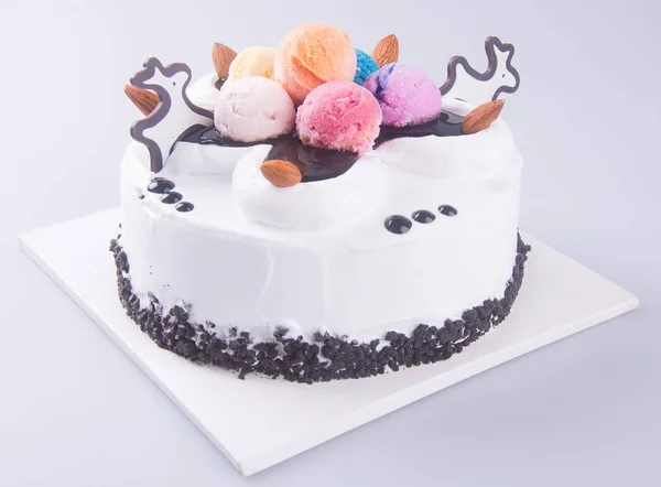 Taart Ice Cream Cake Met Witte Achtergrond — Stockfoto