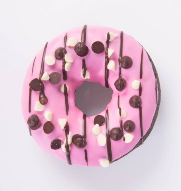 çörek. Çikolatalı donuts zemin üzerine