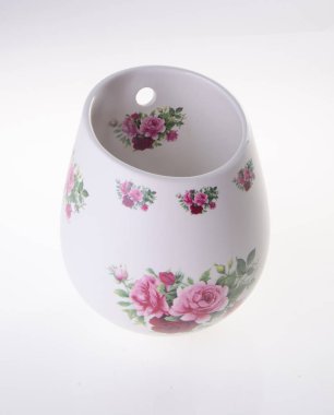 mutfak gereçleri tutucu arka planda.