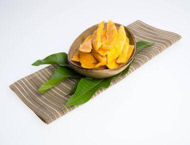 Bir arka plan üzerinde kurutulmuş Mango veya kurutulmuş Mango dilimleri