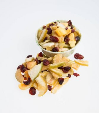 Kurutulmuş meyve veya arka plan üzerinde çeşitli Konserve sebzeleri