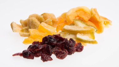 Kurutulmuş meyve veya arka plan üzerinde çeşitli Konserve sebzeleri