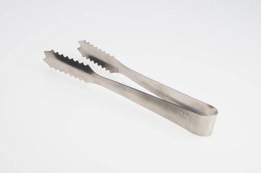 Buz maşaları veya paslanmaz çelik buz maşaları arka plan üzerinde