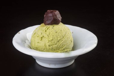 dondurma. dondurma kaşık arka plan üzerinde