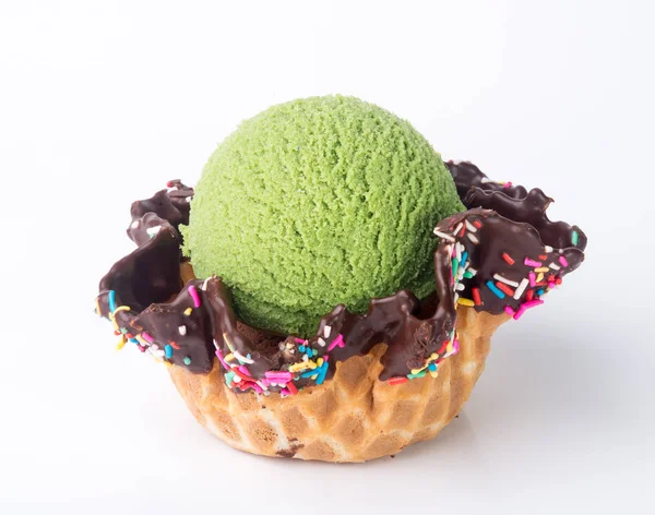 Zmrzlina. zmrzlina ze zeleného čaje na pozadí — Stock fotografie