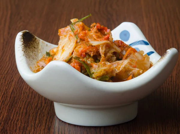 Kimchi. Kimchi na pozadí — Stock fotografie