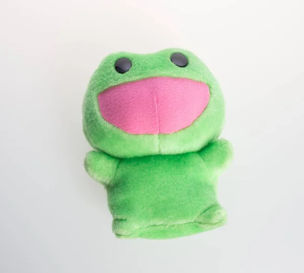 Іграшка або жаба м'яка іграшка на фоні . — стокове фото