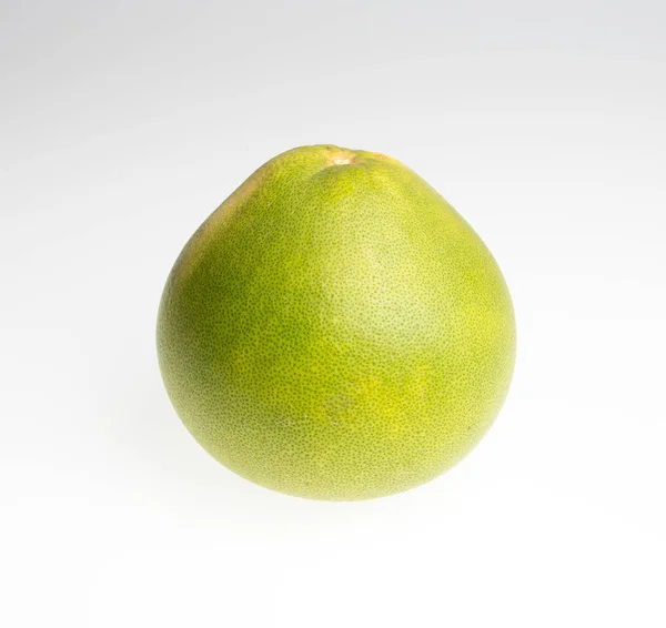Pamelo eller Pamelo frukt på en bakgrund. — Stockfoto