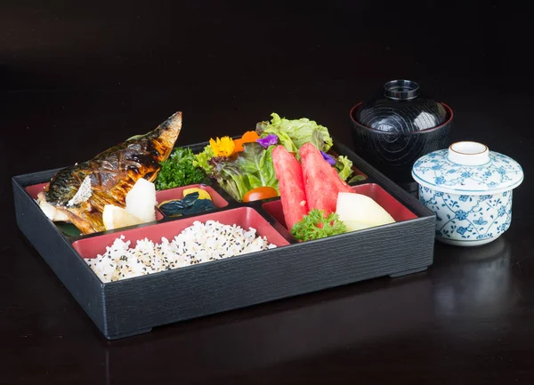 Ιαπωνική κουζίνα. μεσημεριανό γεύμα box-set για το ιστορικό — Φωτογραφία Αρχείου