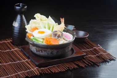 Japon mutfağı. Udon arka planda