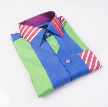 gömlek. bir arka plan üzerinde katlanmış erkek gömlek