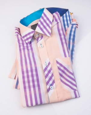 gömlek. bir arka plan üzerinde erkek gömlek