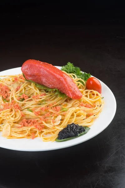 Japanse keuken. spaghetti op de achtergrond — Stockfoto