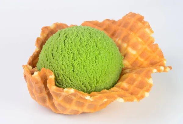 Crème glacée. glace au thé vert sur un fond — Photo