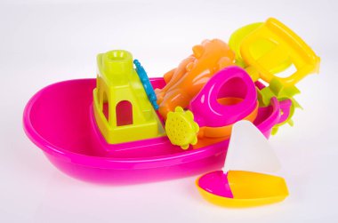 oyuncak. arka plandaki sahil bebek oyuncakları