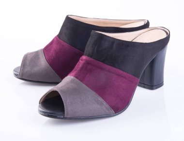 Ayakkabı veya bir arka plan üzerinde kadın ayakkabı.