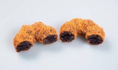 çörek veya bir arka plan üzerinde taze çörek.