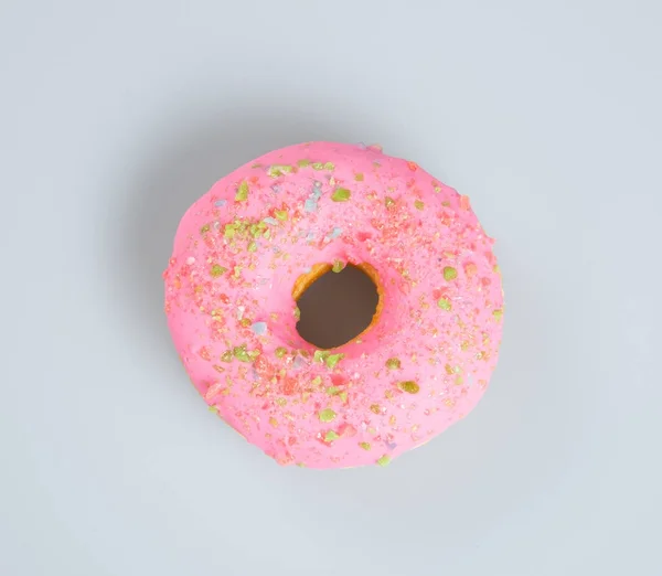 Donuts ou deliciosos donuts em bandeja no fundo . — Fotografia de Stock