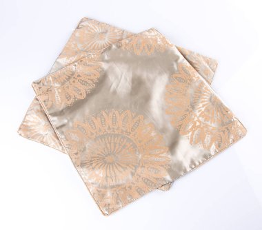 yastık kılıfı veya yastık kılıfı bir arka plan üzerinde.