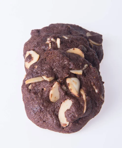 Almendras galletas chips de chocolate en el fondo — Foto de Stock