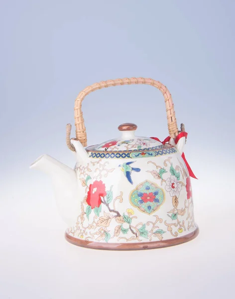 Teapot. Chinese teapot. teapot. Chinese teapot on the background — Stock Photo, Image