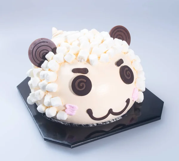 Cake or sheep birthday cake on a background. — Stock Photo, Image