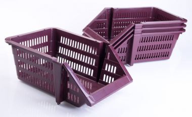 raf veya bir arka plan üzerinde gıda raf.