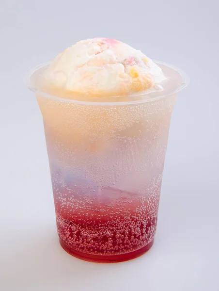 Bebidas con cuchara de helado — Foto de Stock