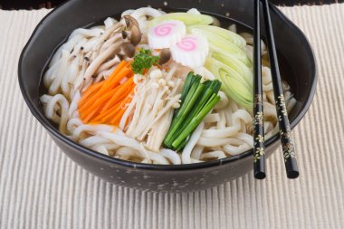 Japon mutfağı. Udon arka planda