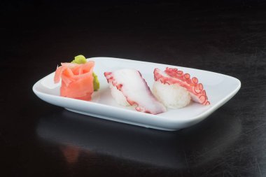 Japon mutfağı. arka planda suşi ahtapot