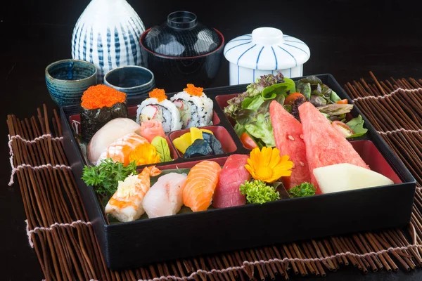 Japanese cuisine. sushi set on the background — Stock Photo, Image